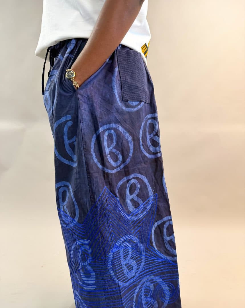 Model wearing the Jumbug Signature Pants in blue